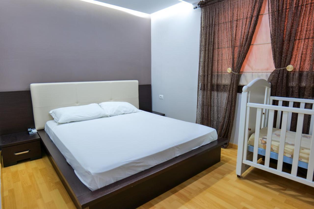 Ansel Home Sarande Bagian luar foto
