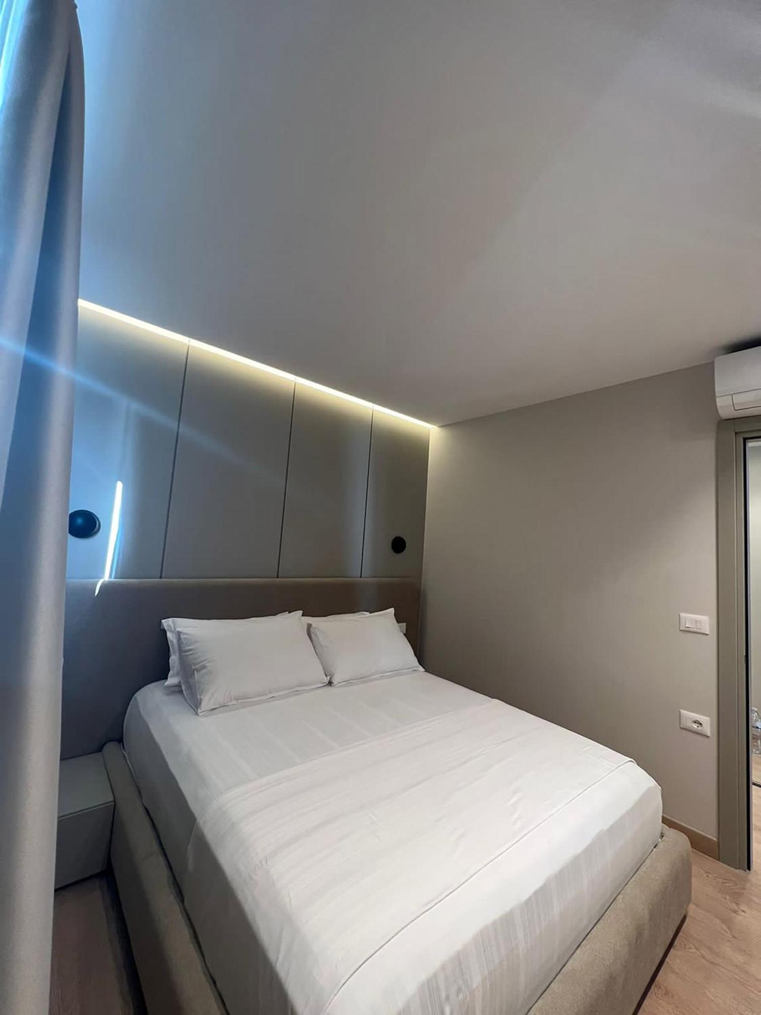 Ansel Home Sarande Bagian luar foto