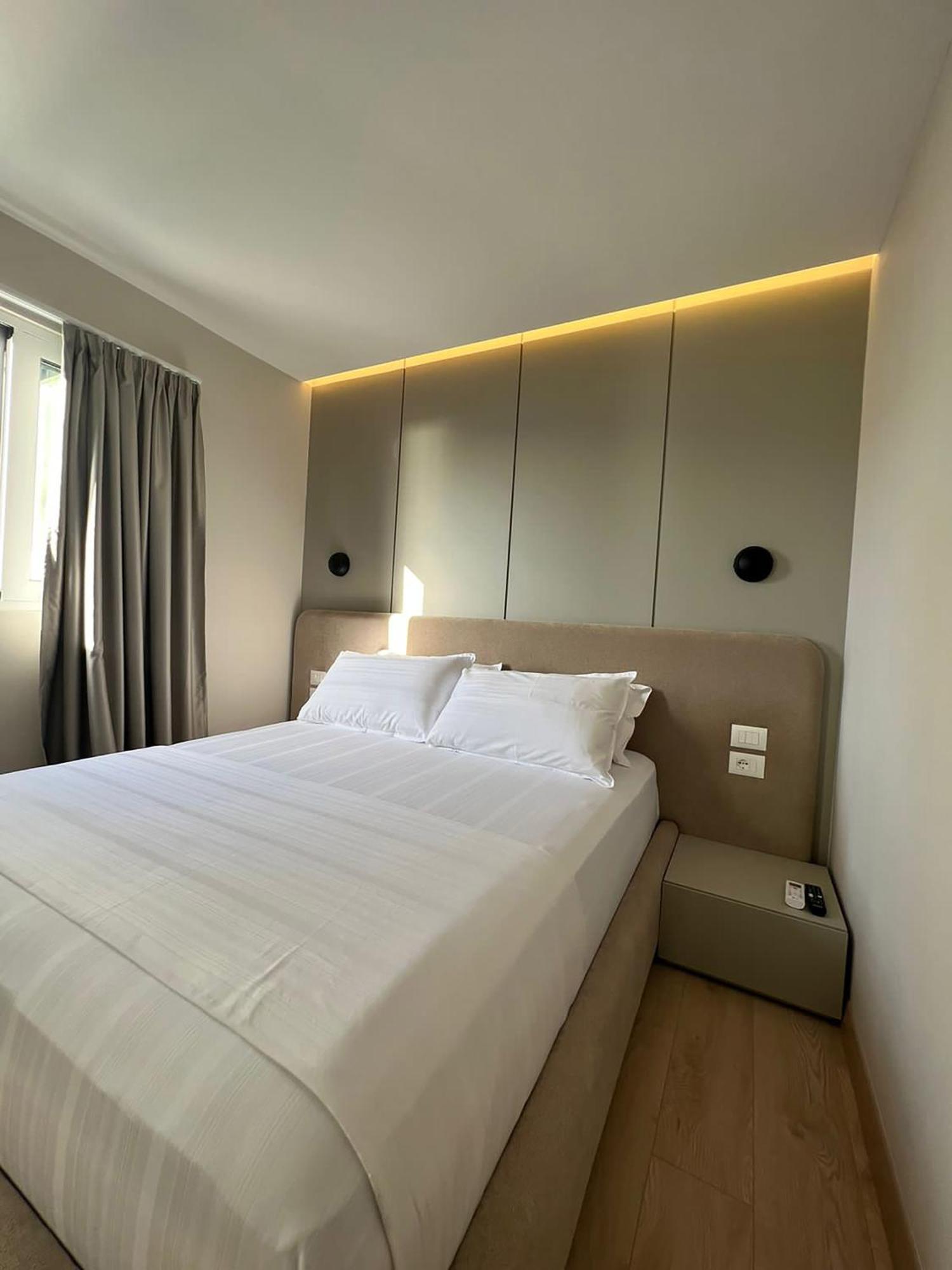 Ansel Home Sarande Bagian luar foto